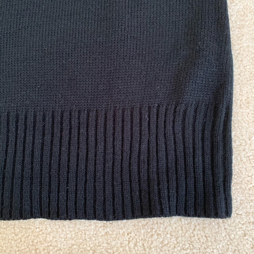 Charlotte Russe B/W Sweater Dress Arctic Pattern - Picture 9 of 10